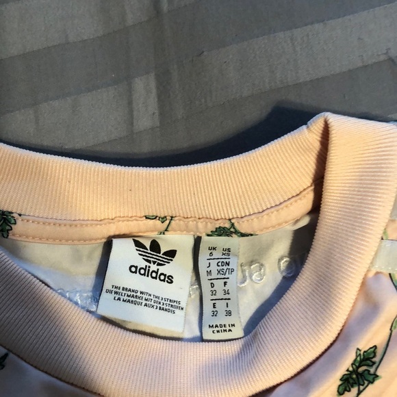 Floral Adidas body suit - Picture 2 of 6